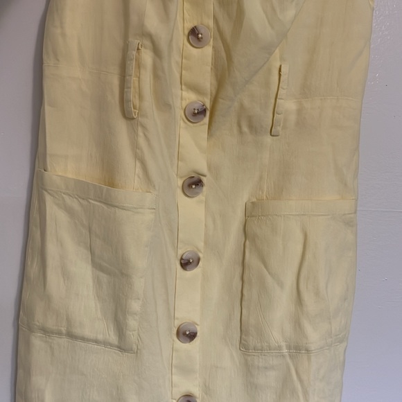 Revolve MAJORELLE ‘Adalyn’ Puff Sleeve Button-Front Mini Dress in Pale Yellow - Picture 6 of 12